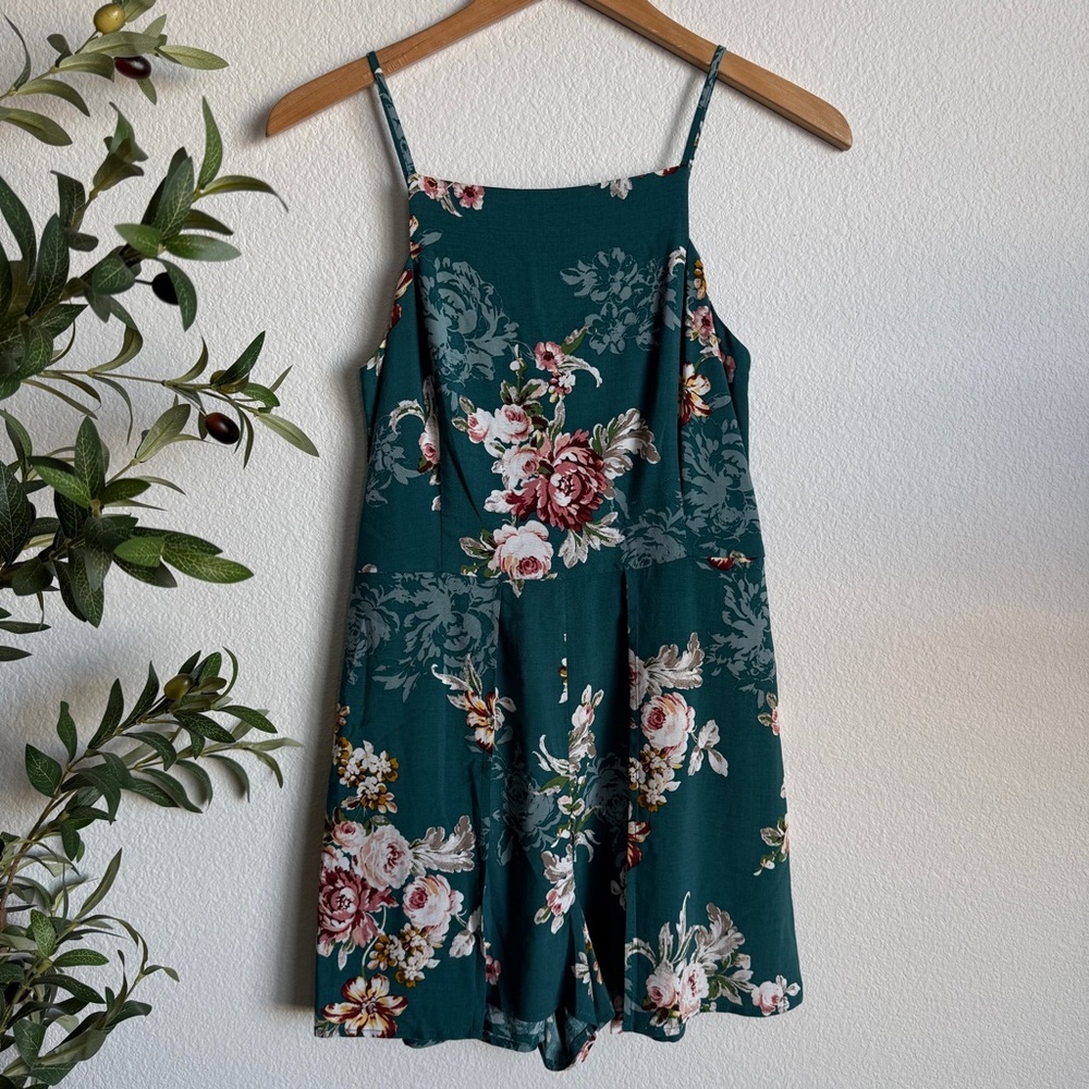 Xhilaration Teal Floral Smocked Skort Romper Adjustable Straps Womens Size Small